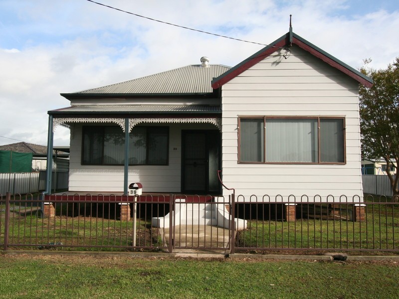 39 Northcote Street, Aberdare NSW 2325