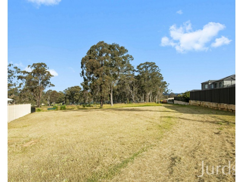 7 Kingsbarns Terrace, Cessnock NSW 2325