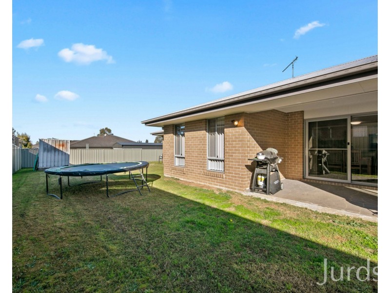 3 Chablis Drive, Cessnock NSW 2325
