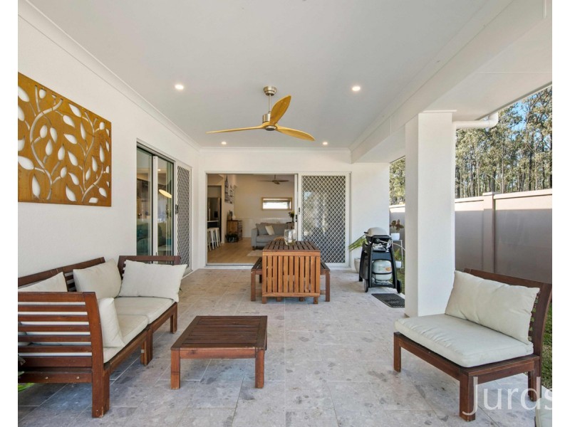 26 Peachy Avenue (Huntlee), North Rothbury NSW 2335