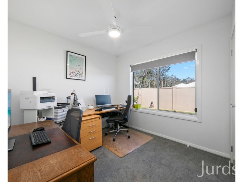 26 Peachy Avenue (Huntlee), North Rothbury NSW 2335