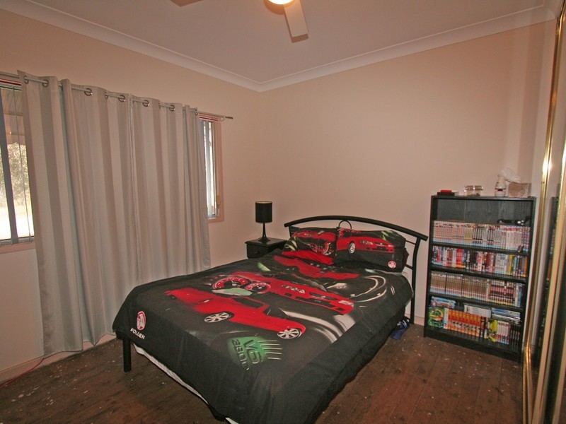27 Cooma Street, Abermain NSW 2326