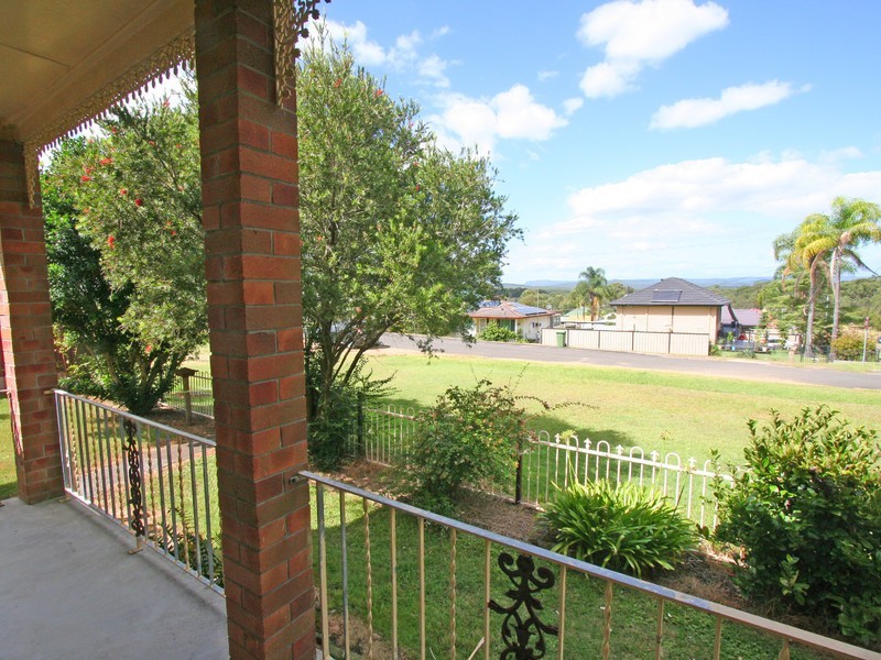 27 Cooma Street, Abermain NSW 2326