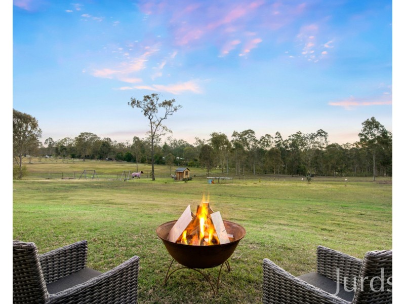 127 Lakes Folly Drive, Branxton NSW 2335
