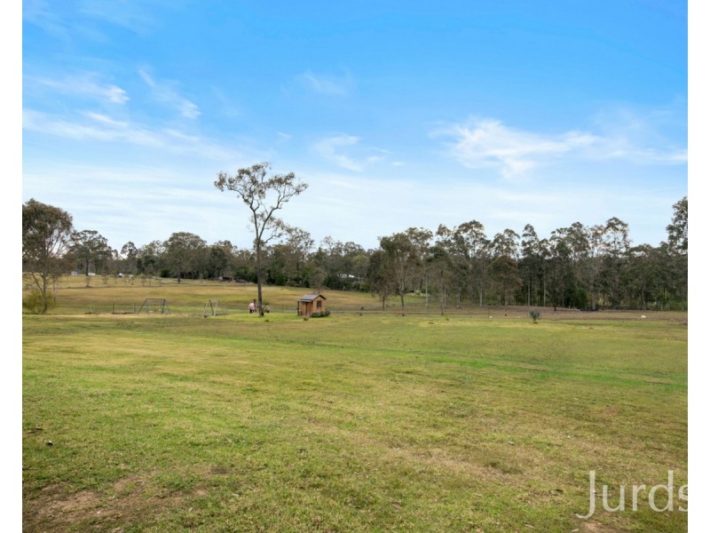 127 Lakes Folly Drive, Branxton NSW 2335
