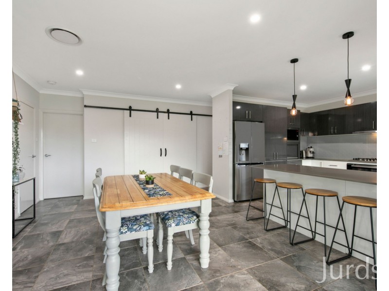 127 Lakes Folly Drive, Branxton NSW 2335