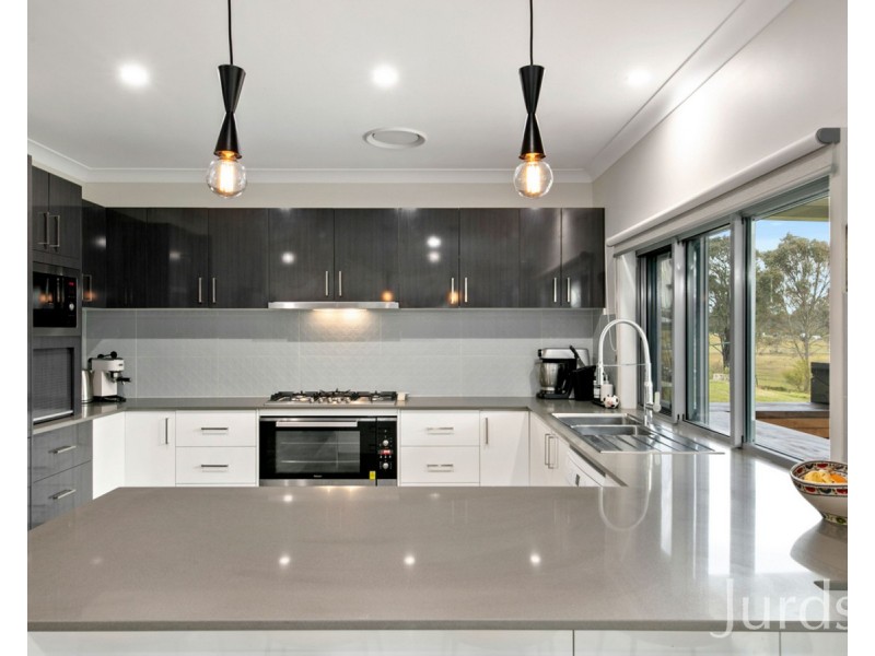 127 Lakes Folly Drive, Branxton NSW 2335
