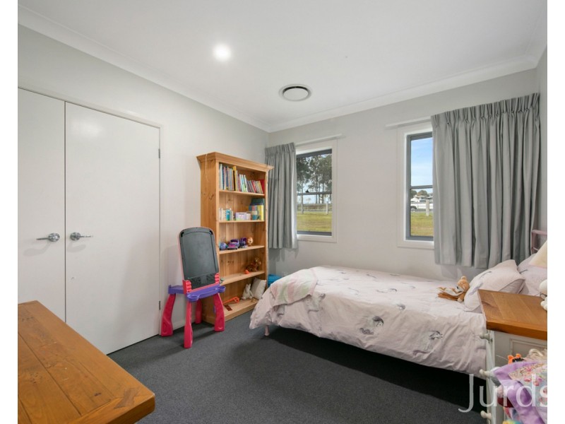 127 Lakes Folly Drive, Branxton NSW 2335