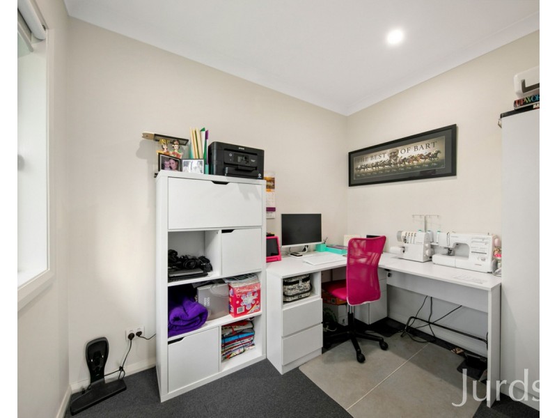 127 Lakes Folly Drive, Branxton NSW 2335