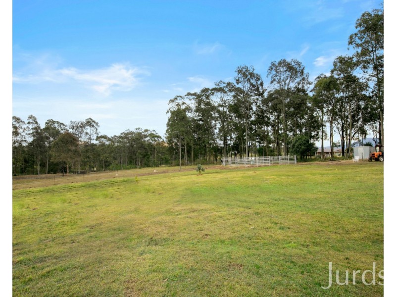 127 Lakes Folly Drive, Branxton NSW 2335