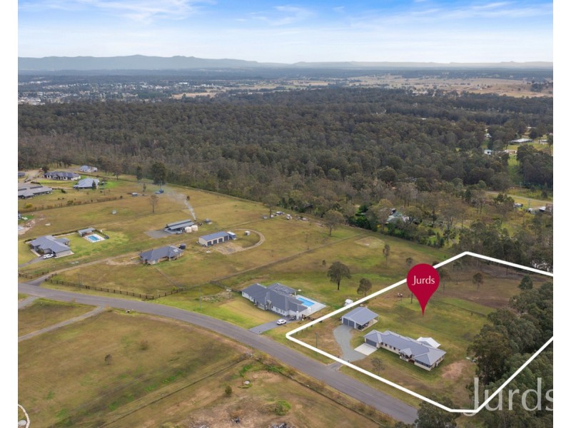 127 Lakes Folly Drive, Branxton NSW 2335