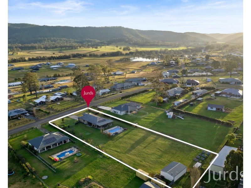 71 Davis Street, Millfield NSW 2325