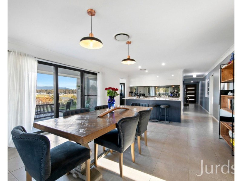 71 Davis Street, Millfield NSW 2325