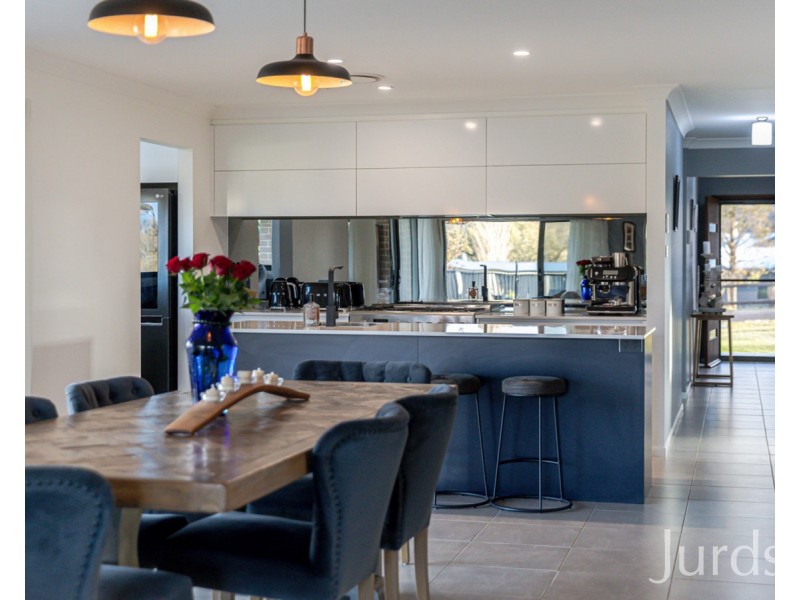 71 Davis Street, Millfield NSW 2325