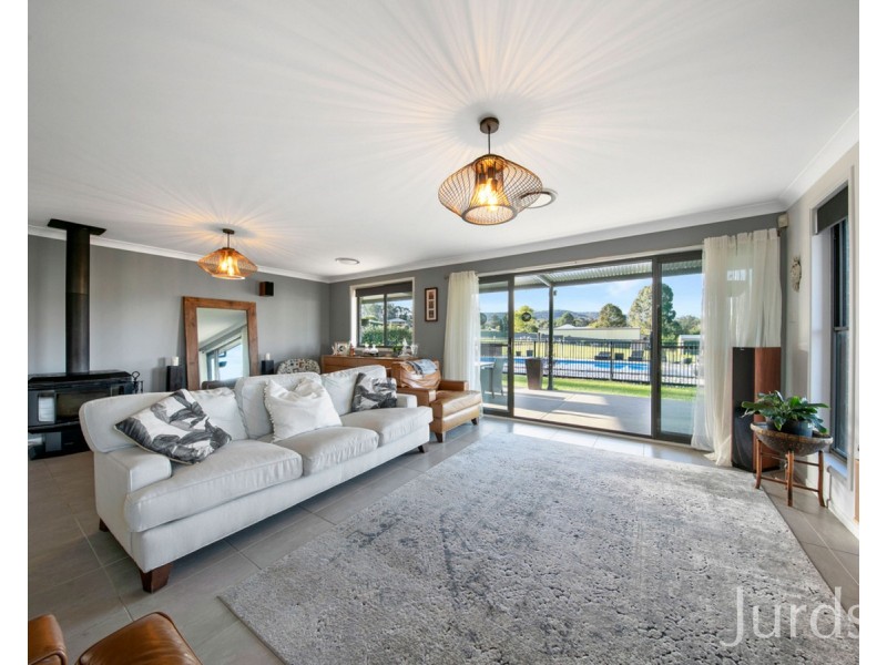 71 Davis Street, Millfield NSW 2325