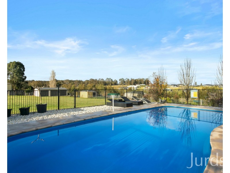 71 Davis Street, Millfield NSW 2325