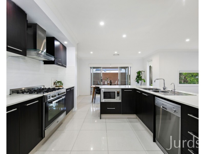 16 Casuarina Drive, Pokolbin NSW 2320