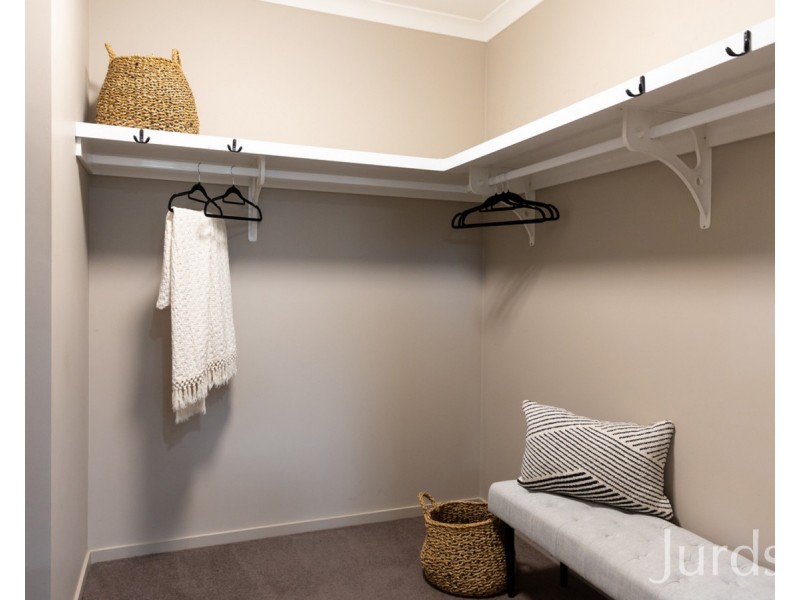 16 Casuarina Drive, Pokolbin NSW 2320