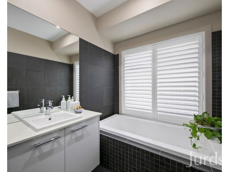 16 Casuarina Drive, Pokolbin NSW 2320