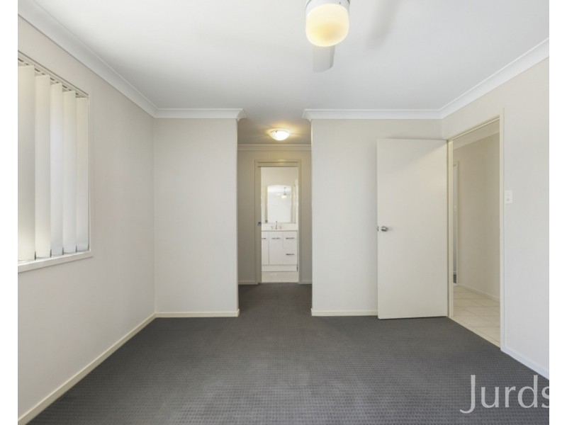 39 Trebbiano Drive, Cessnock NSW 2325