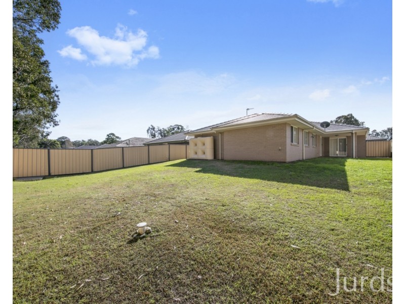 39 Trebbiano Drive, Cessnock NSW 2325