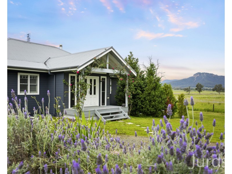 130 Hill Street, Broke NSW 2330