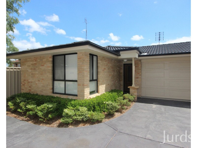 2/9 King Street, Cessnock NSW 2325