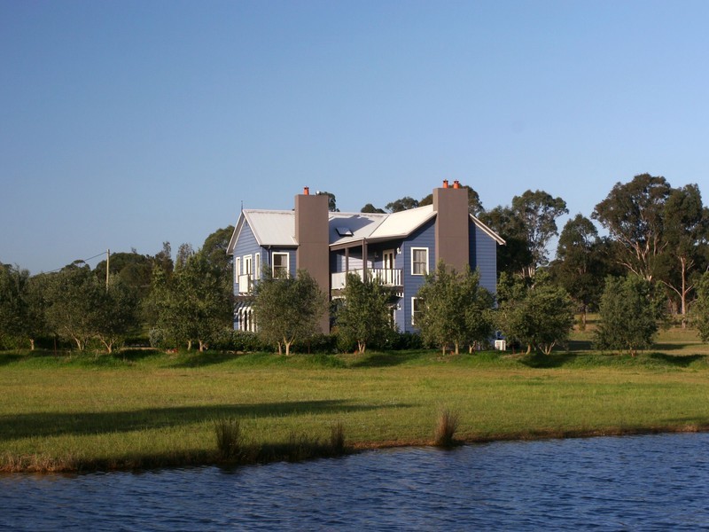 77 Wilderness Road, Lovedale NSW 2325