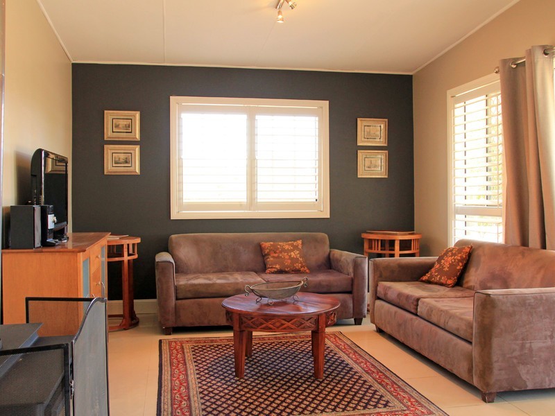 77 Wilderness Road, Lovedale NSW 2325