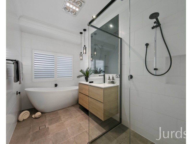 6 Haverty Avenue (Huntlee), North Rothbury NSW 2335