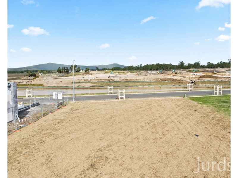 17 Ballyneal Crescent, Heddon Greta NSW 2321