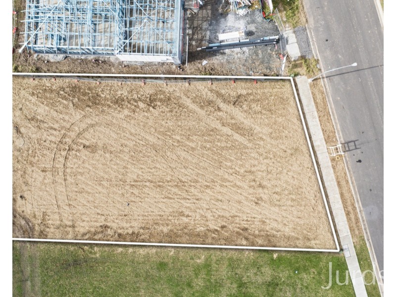 17 Ballyneal Crescent, Heddon Greta NSW 2321