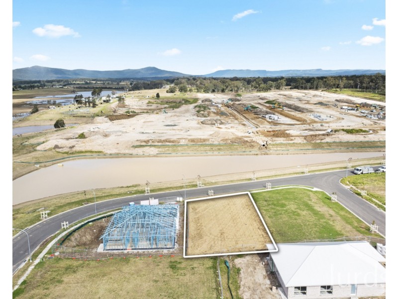 17 Ballyneal Crescent, Heddon Greta NSW 2321