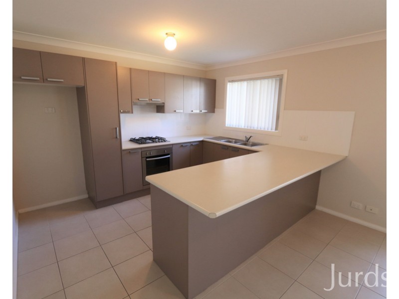 2/30 Elizabeth Street, Cessnock NSW 2325