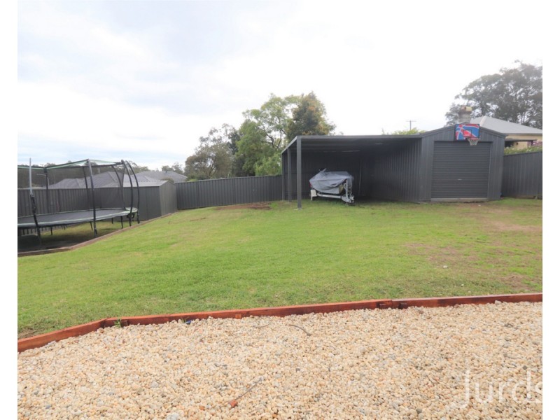 126 Washery Road, North Rothbury NSW 2335