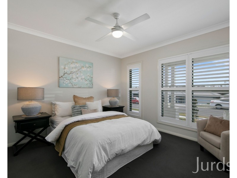 16 Brooker Drive (Huntlee), North Rothbury NSW 2335