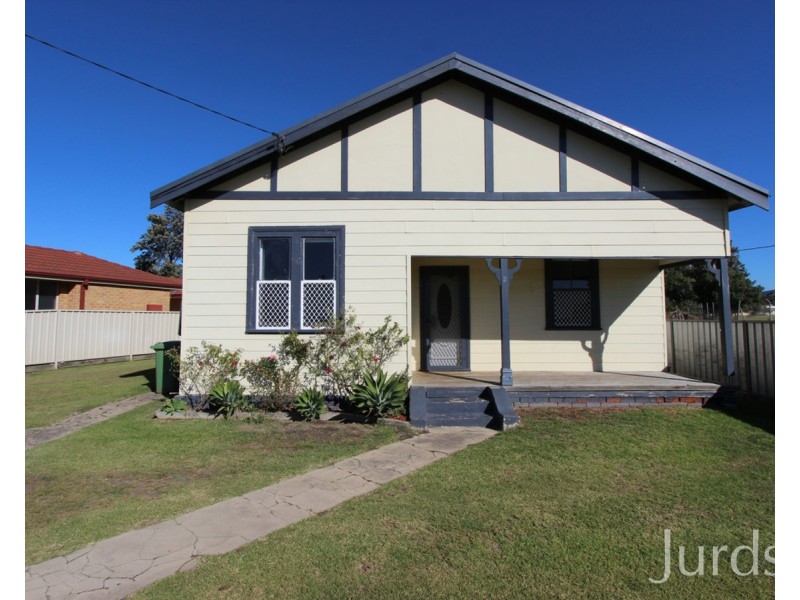 2 Sports Avenue, Cessnock NSW 2325