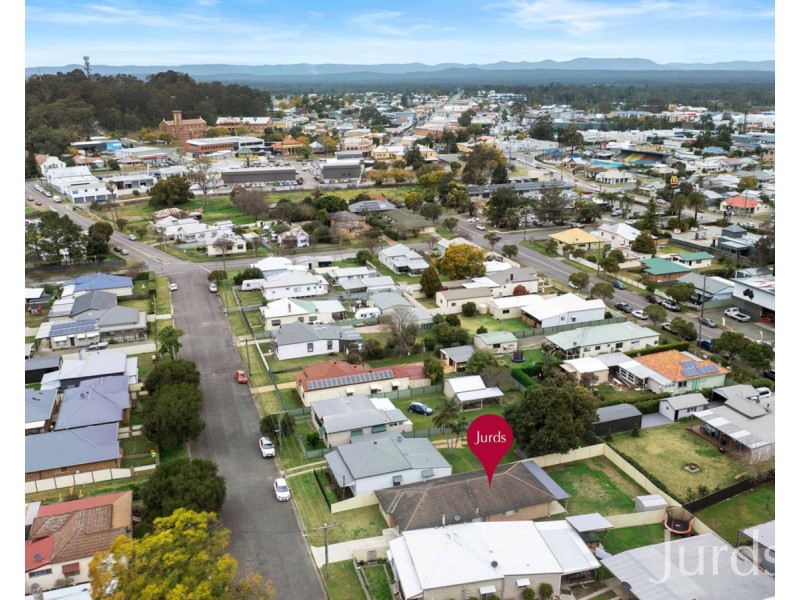 25 Doyle Street, Cessnock NSW 2325