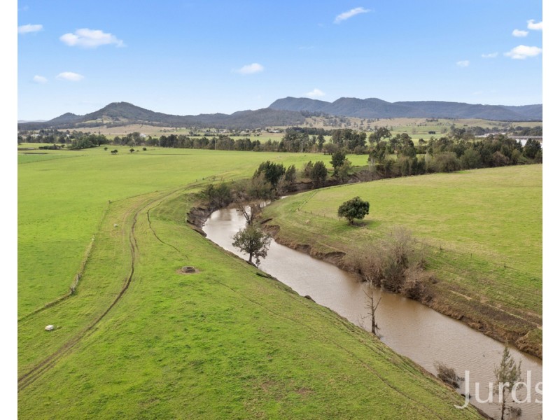 64 Avonlea Lane, Lower Belford NSW 2335