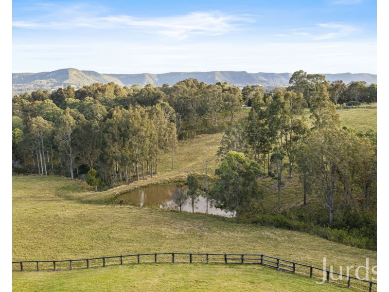 176 Wollong Road, Quorrobolong NSW 2325