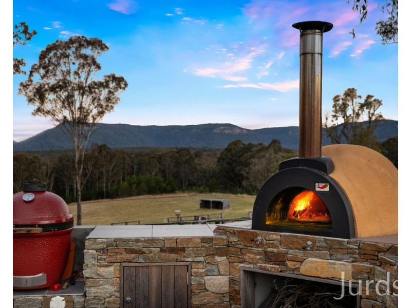 176 Wollong Road, Quorrobolong NSW 2325