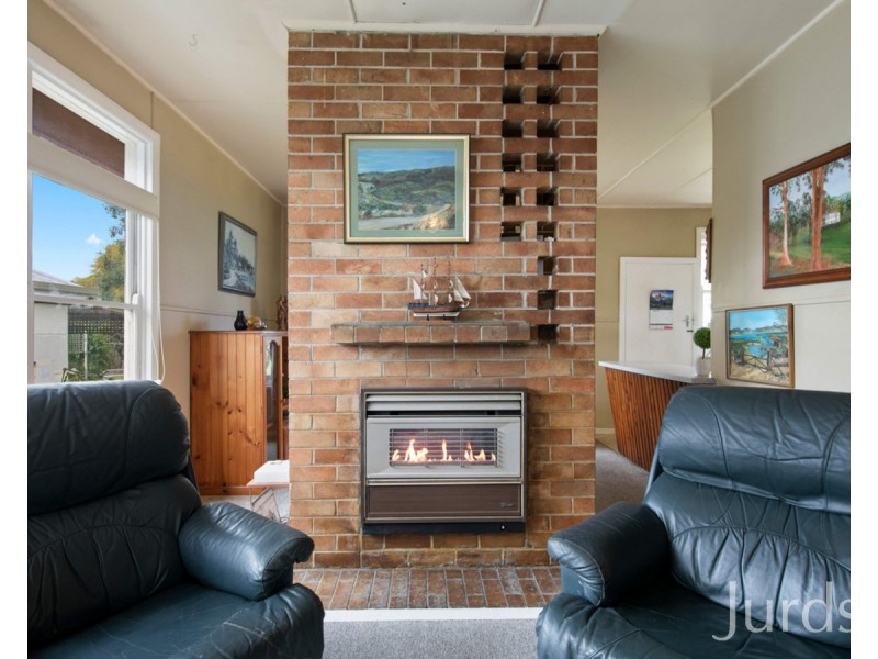 48 Desmond Street, Cessnock NSW 2325