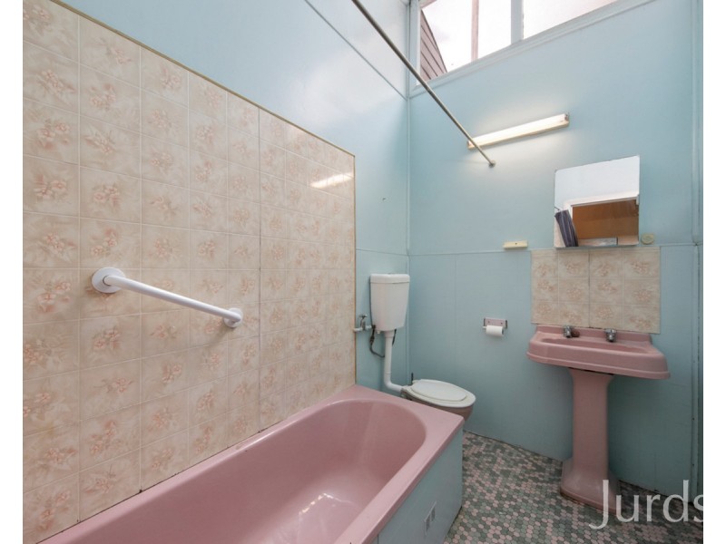 48 Desmond Street, Cessnock NSW 2325