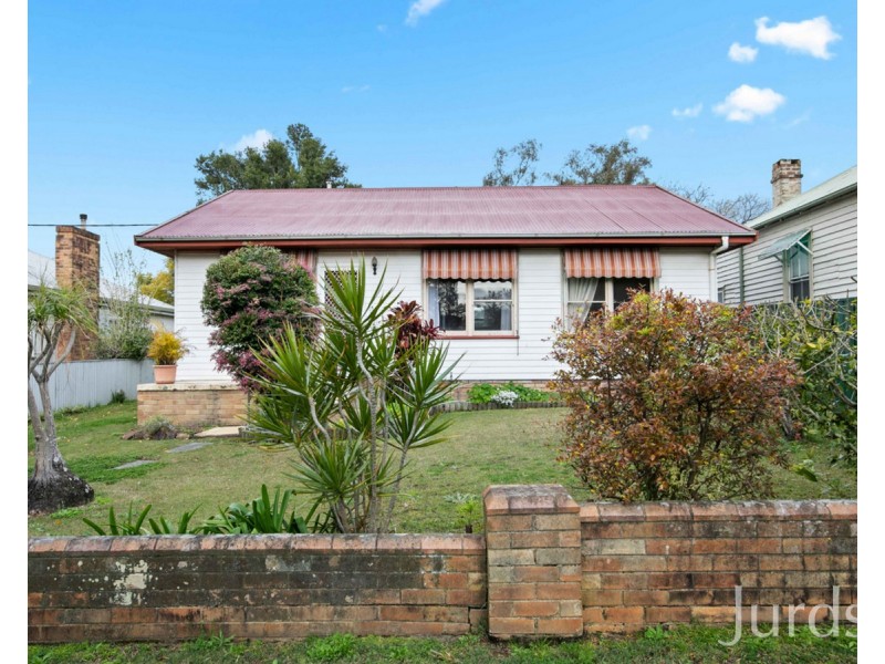 48 Desmond Street, Cessnock NSW 2325