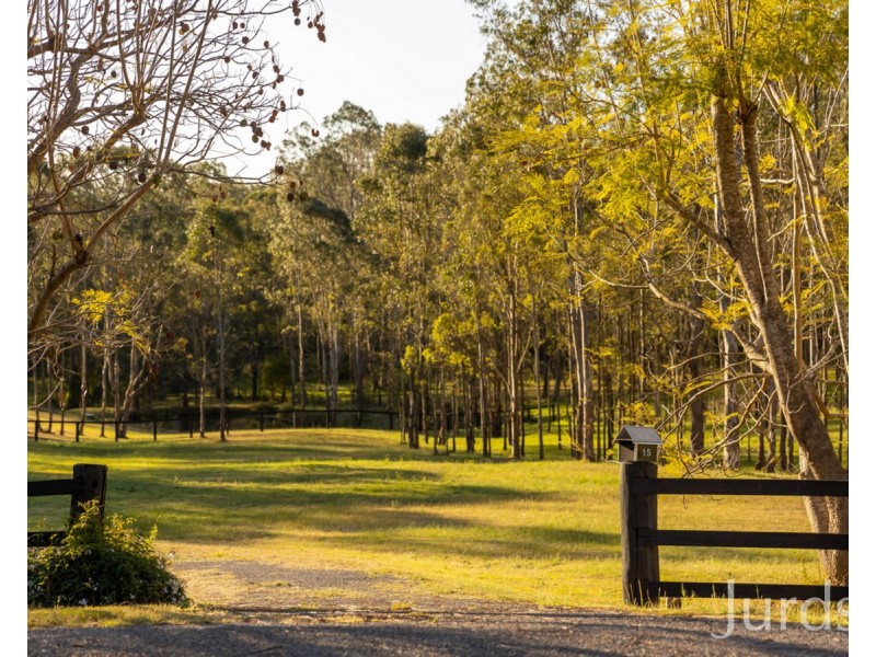 15 Merewether Close, North Rothbury NSW 2335