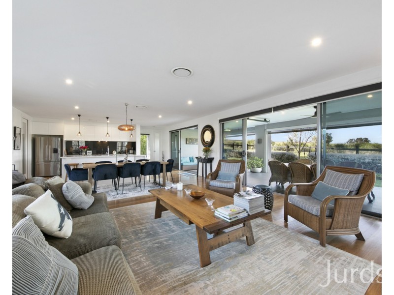 37 Casuarina Drive, Pokolbin NSW 2320