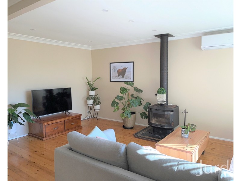 12 Dry Creek Road, Ellalong NSW 2325
