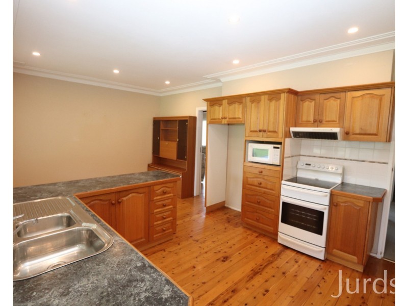 12 Dry Creek Road, Ellalong NSW 2325
