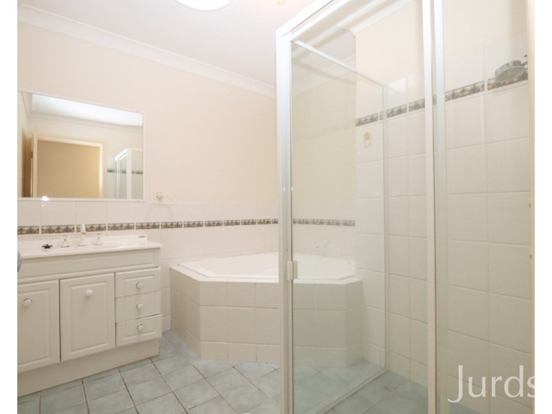 4/6 Sports Avenue, Cessnock NSW 2325