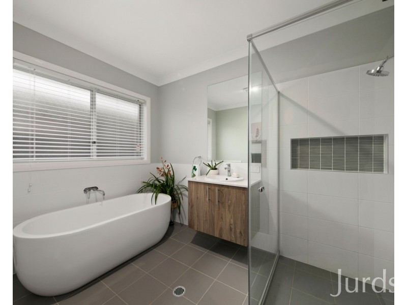 29 Rigby Drive (Huntlee), North Rothbury NSW 2335